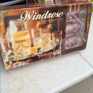 Glassware Set with Floral Design